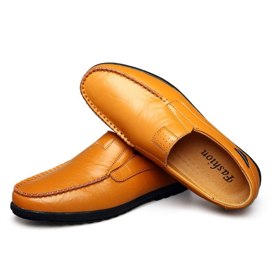 Mocassim Masculino em Couro Nobre - Maximilian Premium