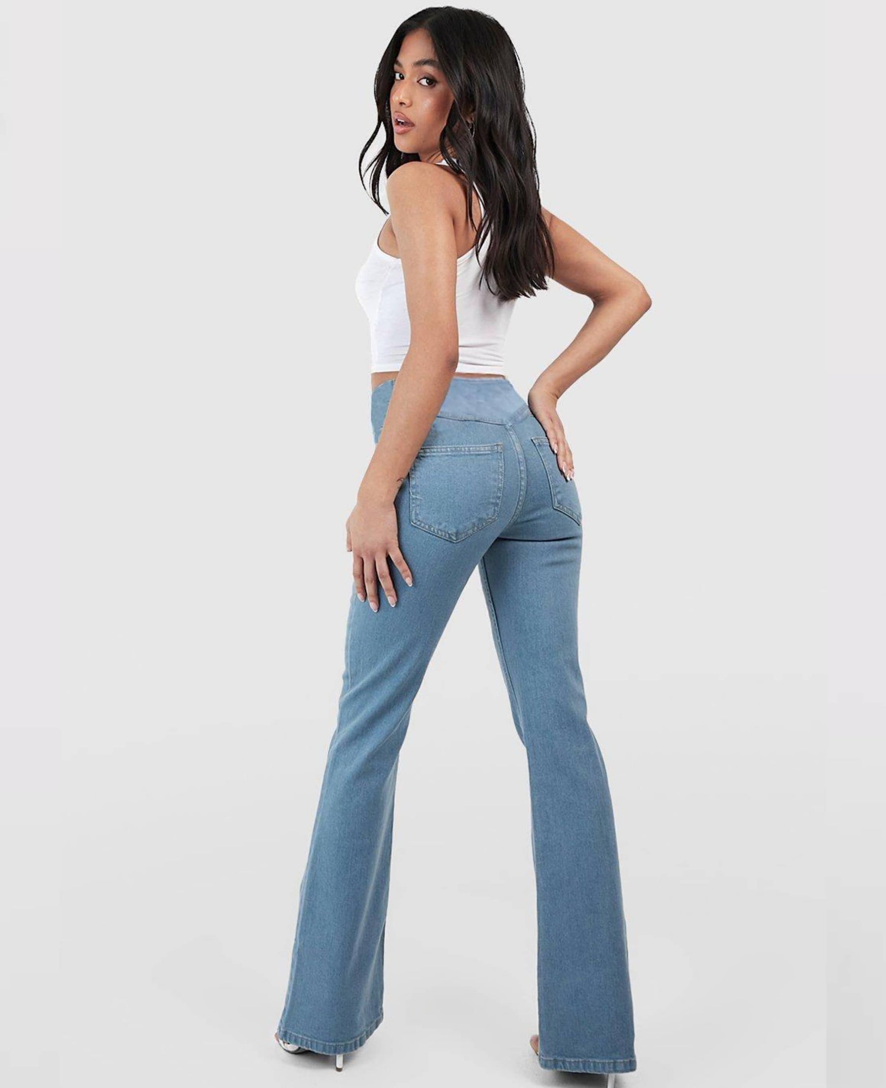 Calça Jeans de Cintura Alta Cruzada (Barriga Chapada)