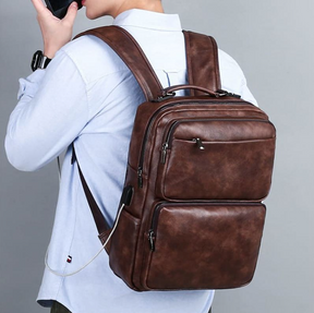 Mochila Masculina em Couro Nobre - Caspian Bag